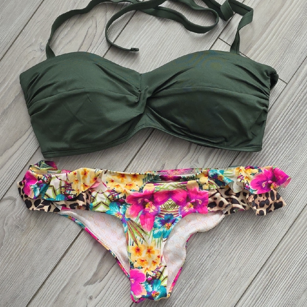 Women’s Olive Green Bandeau Bikini Top with Floral Ruffle Bikini Bottom